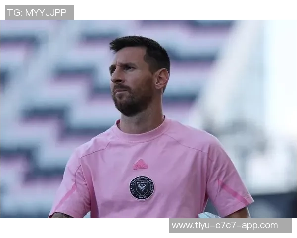 伊布调侃梅西小儿子西罗称其为迷你版梅西引发热议